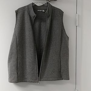 Croft & Barrow Grey fleece vest